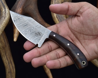 Handmade Damascus Steel Skinner Knife: Indian Rosewood Handle, Heavy Duty Sheath