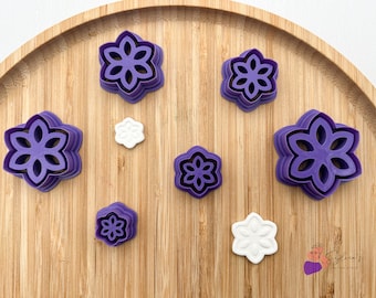 Koekjesvormpje in de vorm van een bloem met reliëf | Polymeer klei snijder | DIY polymeerklei | Gereedschap voor het maken van sieraden