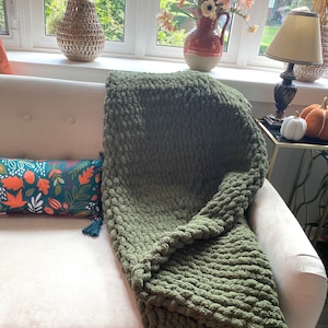 Hand Knit Chunky Chenille Throw Blanket: Cozy Olive Green Home Decor
