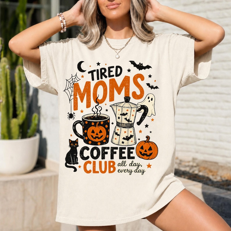 Comfort Colors® Halloween Mom Shirt, Tired Moms Coffee Club Tee, Spooky Season Shirt, Cute Ghost Pumpkin Fall Tee imagen 3