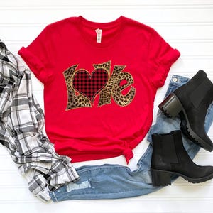 Leopard Print Valentines Day Shirt,Valentines Day Shirts For Woman,Heart Shirt,Cute Valentine Shirt,Valentines Day Gift,Cheetah Valentines