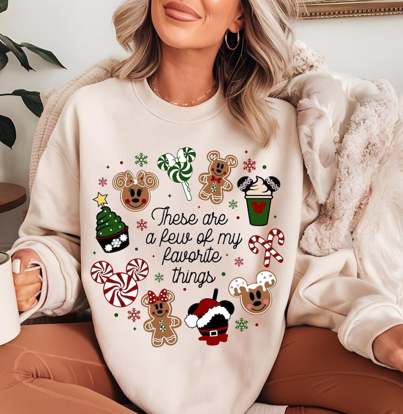 These Are a Few of my Favorite Things Disney Christmas Shirt,Disney Snacks Shirt Christmas Castle Shirt,Disneyland tee Magic Kingdom tshirt afbeelding 1