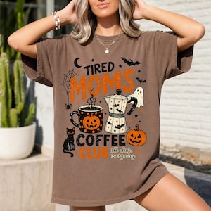 Comfort Colors® Halloween Mom Shirt, Tired Moms Coffee Club Tee, Spooky Season Shirt, Cute Ghost Pumpkin Fall Tee imagen 6