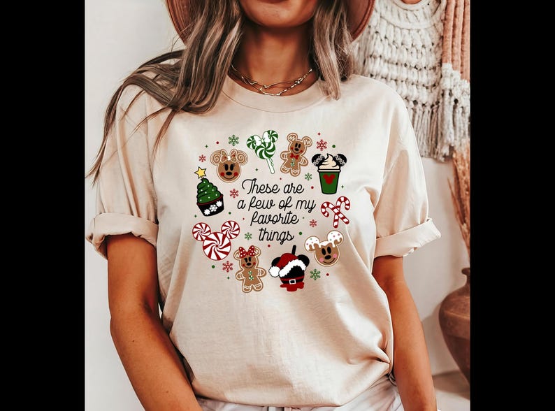 These Are a Few of my Favorite Things Disney Christmas Shirt,Disney Snacks Shirt Christmas Castle Shirt,Disneyland tee Magic Kingdom tshirt afbeelding 4