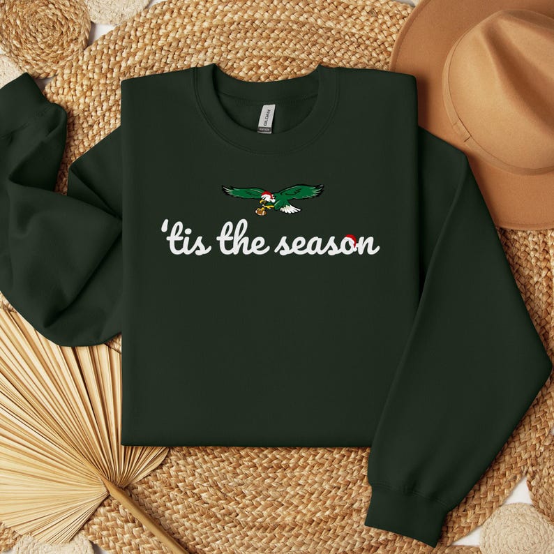 Philadelphia Christmas Shirt or Sweatshirt, ‘Tis The Season Football Tee, Santa Bird Gang Holiday Sweatshirt, Philly Game Day Festive Top afbeelding 5
