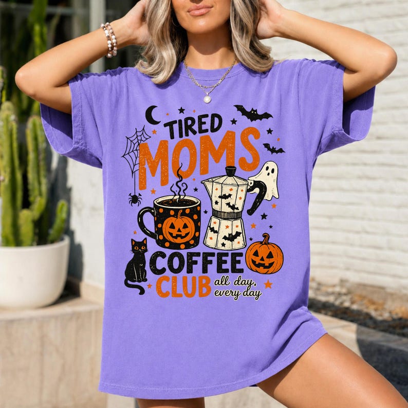 Comfort Colors® Halloween Mom Shirt, Tired Moms Coffee Club Tee, Spooky Season Shirt, Cute Ghost Pumpkin Fall Tee imagen 2