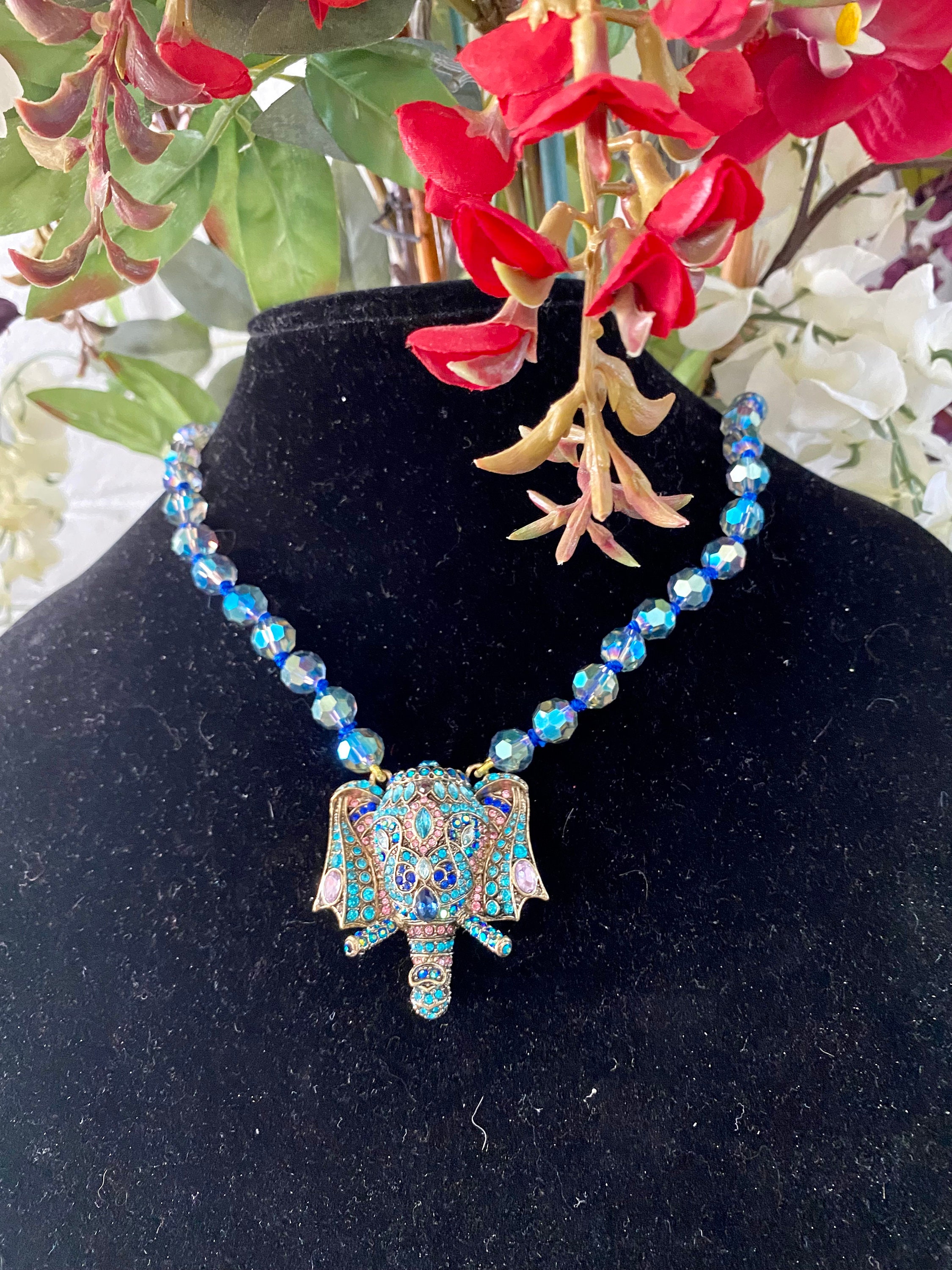 Heidi daus elephant best sale necklace