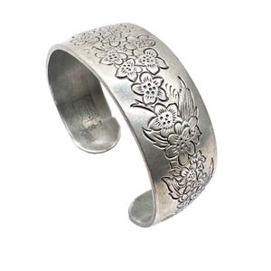 Kirk stieff pewter cuff bracelet - Etsy 日本