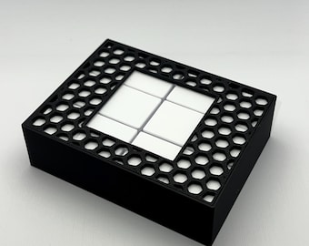 Quadro - Das sechsteilige Verpackungspuzzle, Versuchen Sie alle sechs Teile in die Box einzusetzen - mittlere bis schwere Schwierigkeit