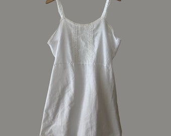 Vintage Girls White Dress Slip 7-8 Years ?