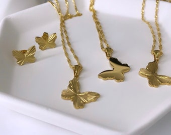 Dainty 18K Gold Butterfly Pendant Necklace: Stainless Steel Sunbeam Jewelry
