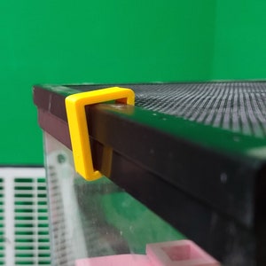 Tank Hook