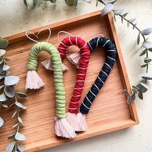 Macrame Candy Cane tree ornament image 1