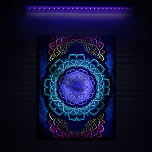 UV / BLACKLIGHT Active TAPESTRY - Shield of Man by Jan Kruse