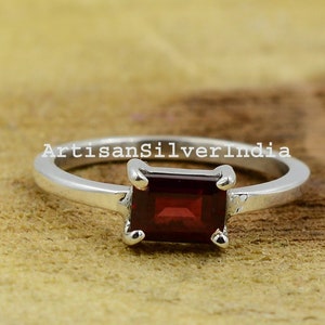 Natural Red Garnet Baguette Silver Ring, Garnet 925 Solid Silver Ring, Dainty Handmade Ring, Promise Ring, Garnet Jewelry, Engagement Gifts.