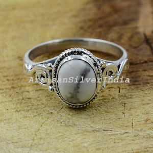 Howlite Gemstone Ring, Natural Howlite Ring, 925 Silver Ring, Gift For Sister, White Howlite Ring, Antique Ring, Energy Ring, Gift For Her.