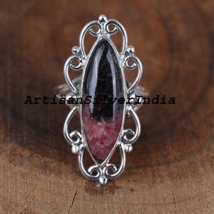 Anello fatto a mano con rodonite: pietra preziosa marquise in argento sterling 925