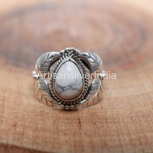 Howlite Ring, 925 Silver Ring, Gemstone Ring, Antique Ring, White Howlite Ring, Oxidized Ring, Everyday Ring, Gift For Her, Boho Jewelry.