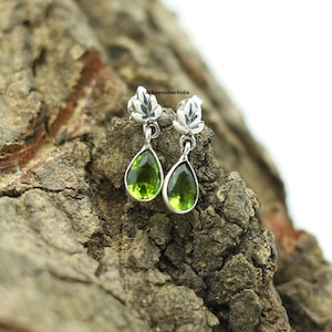 Pendientes de plata con peridoto natural, pendientes de plata 925, pendientes llamativos, pendientes para todos los días, pendientes de peridoto, regalo para ella, joyas de boda.