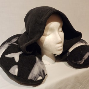 Travel Neck Pillow - With or Without Hood