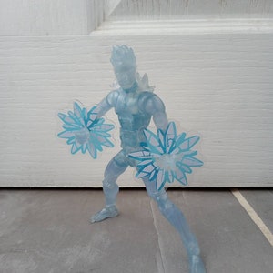 Action Figure Ice Energy Power Effects 1/12 Scale - Icy White & Translucent Blue Bursts x2 (5cm diameter) - FIGURE NOT INCLUDED