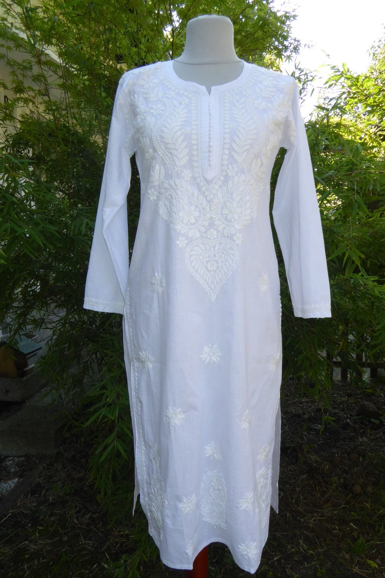 S XL cotton tunic 'Nagara' hand-embroidered, tunic made of hand-embroidered white cotton, Indian tunic image 1