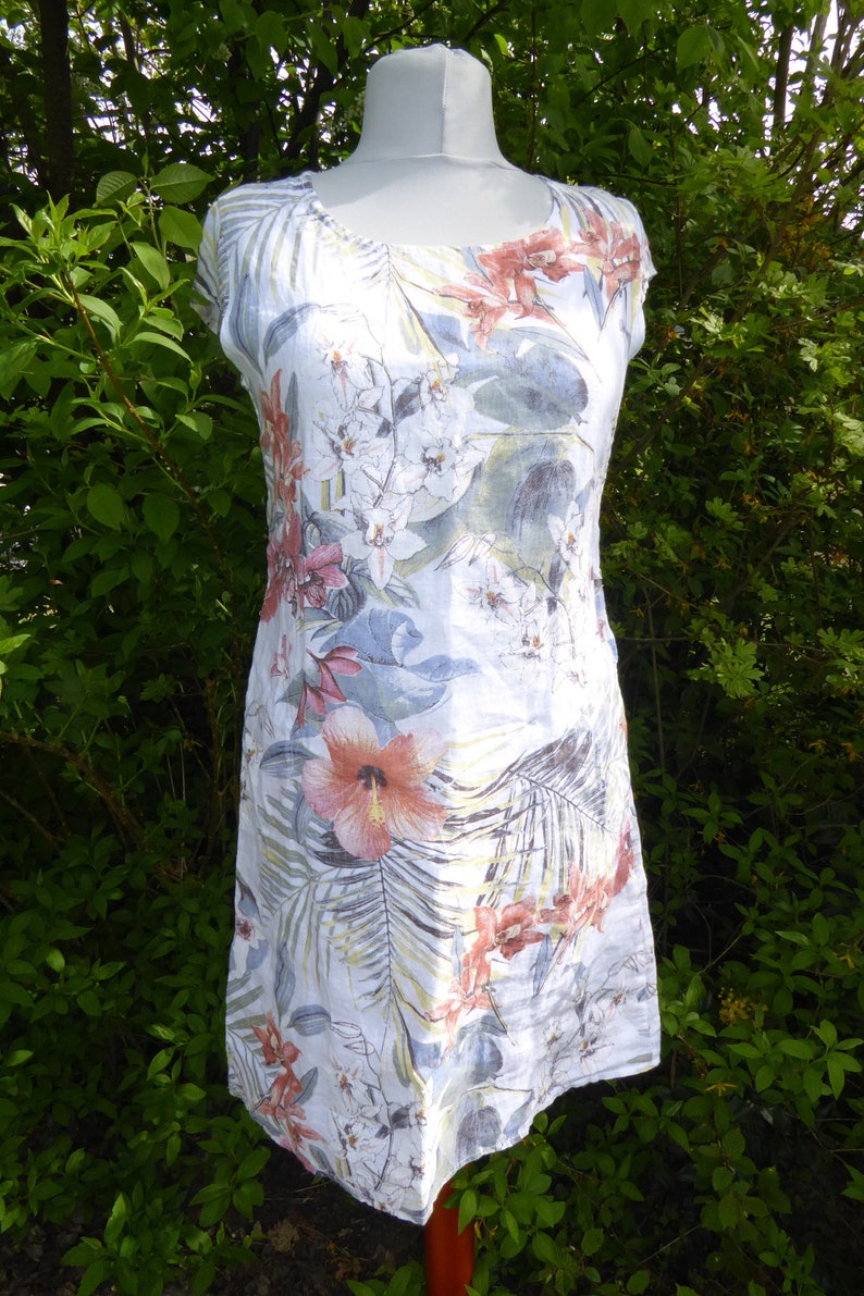 Sommerkleid aus weißem Leinen mit Blumenprint, Leinenkleid weiß mit floralen Mustern, Sommerkleid Leinen M bis XXXL zdjęcie 7