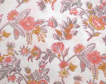 Tissu en coton 'Jaipur' block print blanc avec imprimé floral