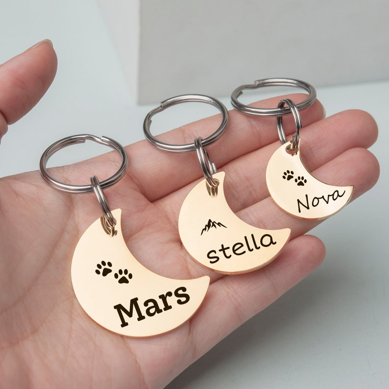 Cat Tag - Cat Gifts - Moon Cat Tag - Cat Tags for Cats Personalized - Engraved Cat Tag - Cute Cat Tag - Moon Cat Tag for Cats imagem 5