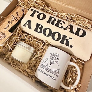 Personalized Book Lover Gift Box | Book Club Gift for Readers | Gift for Readers | Reader Gift Basket for Her