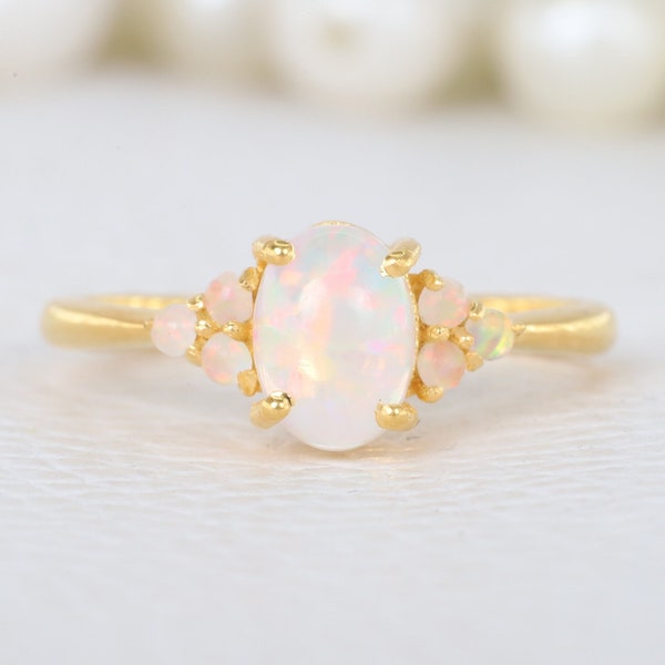 Oval Form Weißer Opal Ring 10K Solid Gold Verlobungsring Opal Cluster Braut Ring Oktober Birthstone Gold Schmuck Jahrestag Geschenk für Frau