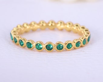 Full Eternity Dot Emerald Wedding Band, 18K Solid Gold Bridal Band Bezel Set Stacking Band Green Gemstone Women Jewelry Promise Gift For Her