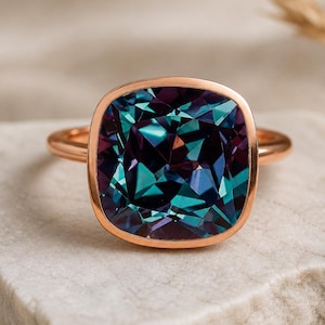 Alexandrite Ring - Cushion Cut Gemstone Ring - Solitaire Gemstone - Anniversary Ring For Wife - June Birthstone - Christmas Gifts