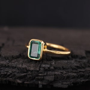 Emerald Ring, Bezel Set Ring, 14k Yellow Gold, May Birthstone, Baguette ...