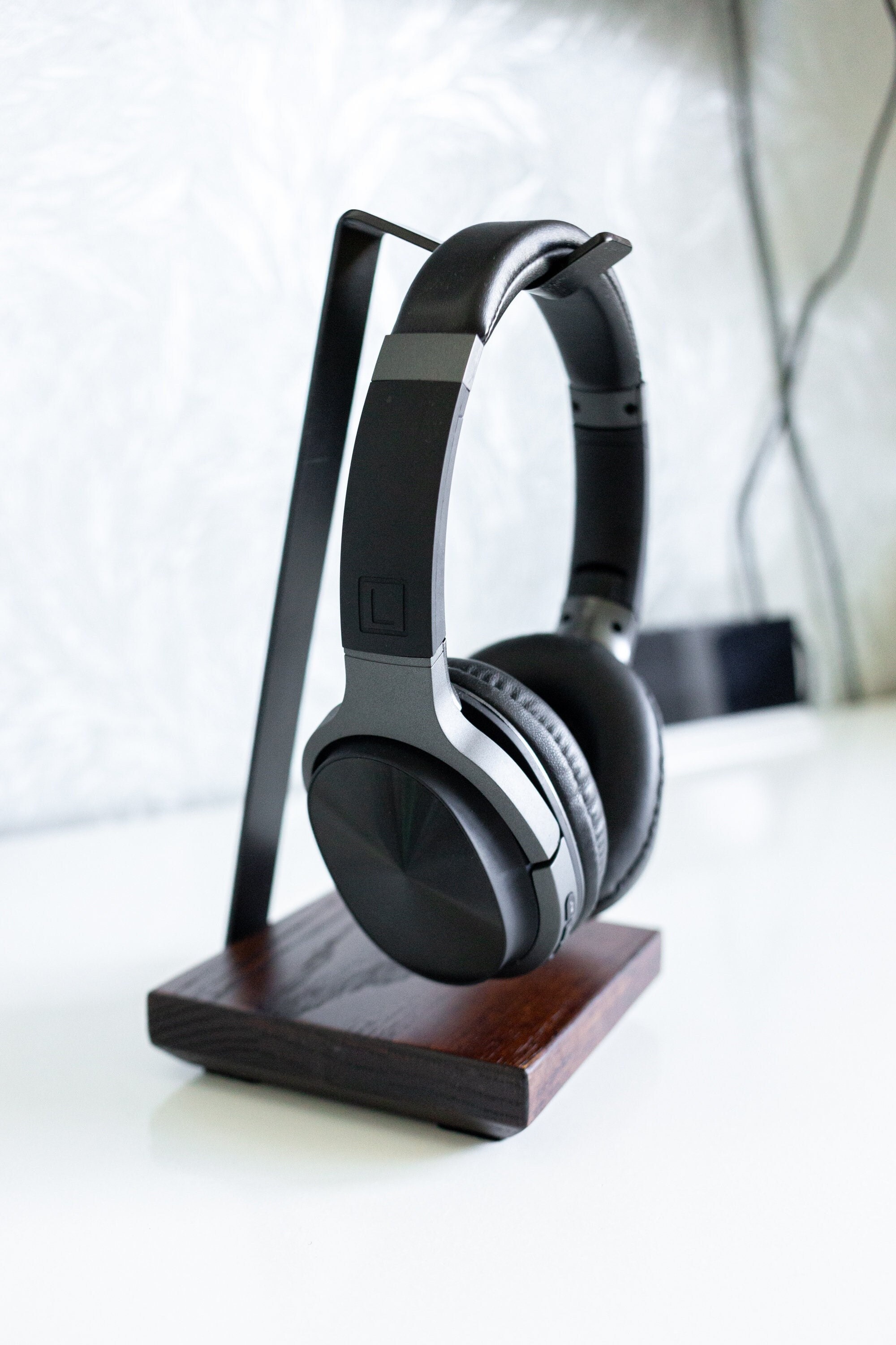 Handmade wood headphone stand hanger holder hook, gift for him, gift for son, gaming gift for men, table gaming gift, Valentines For Him
