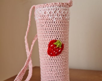 Strawberry Crochet Water Bottle Holder, Thermos Carrier Shoulder Bag, Unique Personalized Gift for Her, Strawberry Thermos Holder