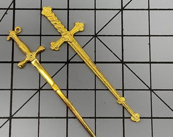 Colgantes de espada de latón chapado en oro (estilo A o B) – Stock vintage de JAF