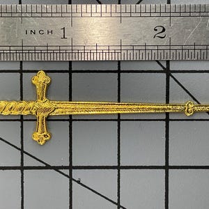 Gold Plated Brass Sword Charms (Style A or B) – Vintage JAF Stock zdjęcie 2