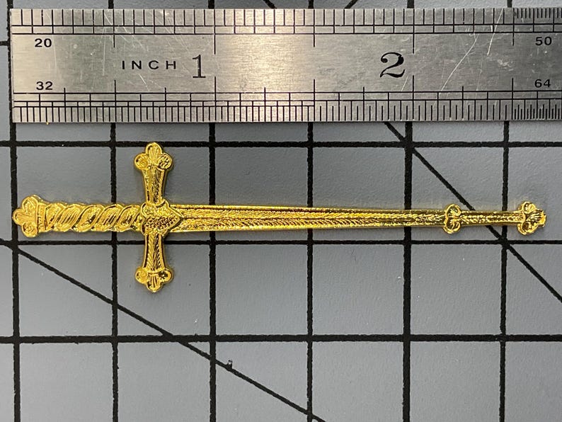 Gold Plated Brass Sword Charms (Style A or B) – Vintage JAF Stock zdjęcie 2