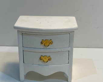 1/12" Side table, white