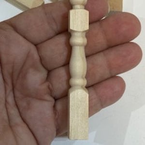 1/12&quot; Turned newel post