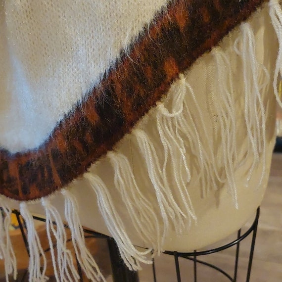 Vintage bohemian fringed hooded sweater gypsy hip… - image 4