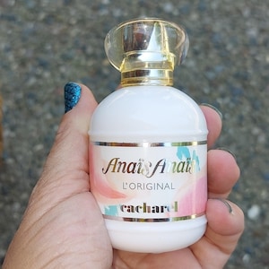 Anais Anais L&#39;original Cacharel eau de toilette spray 1.7 oz 1/2 full