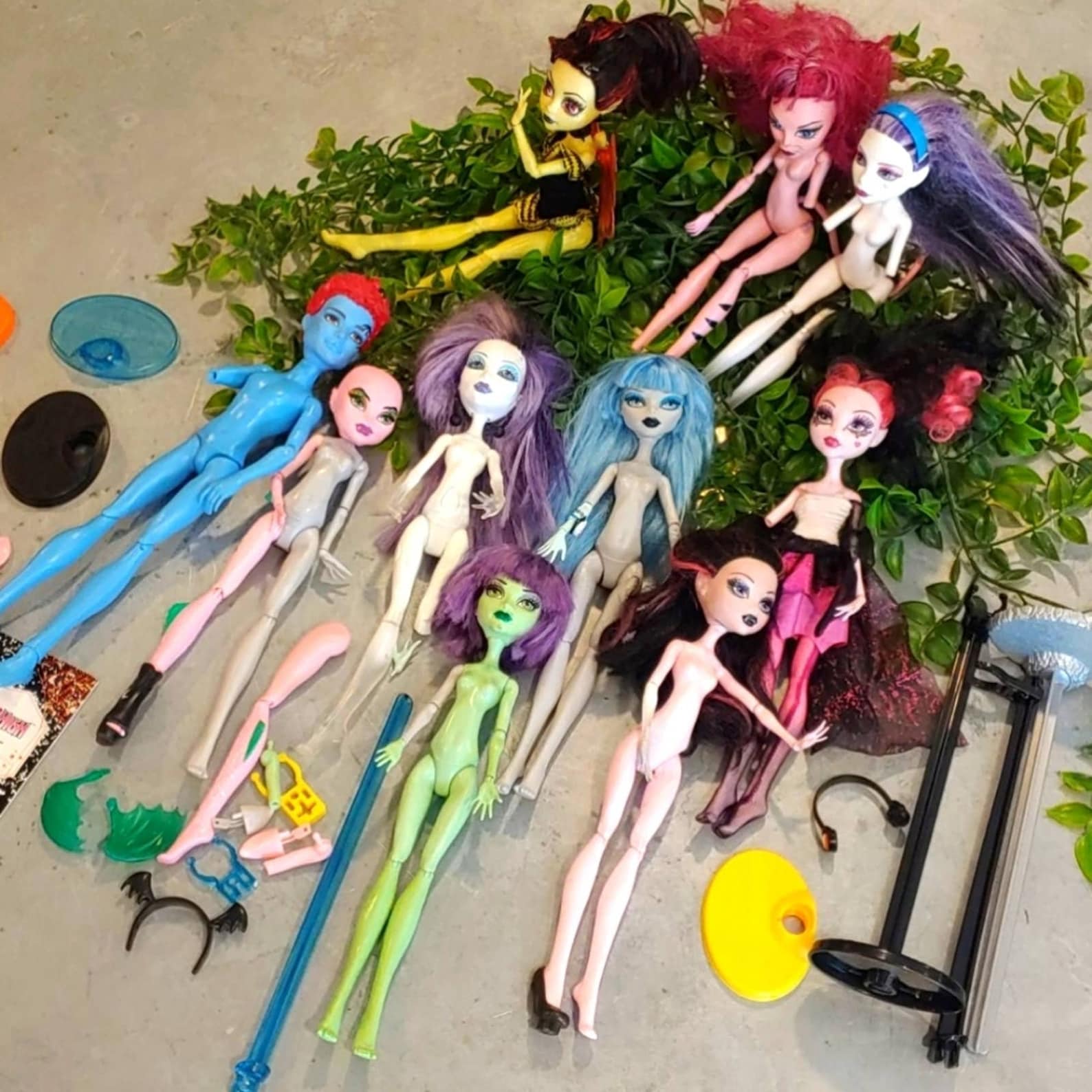 Huge lot Monster High Vintage Dolls MORE Etsy