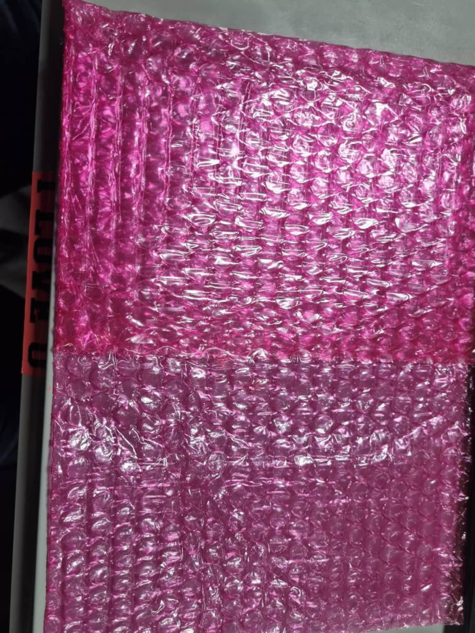 Bubble Wrap Pouches . .. Perfect for mailing produces in Etsy