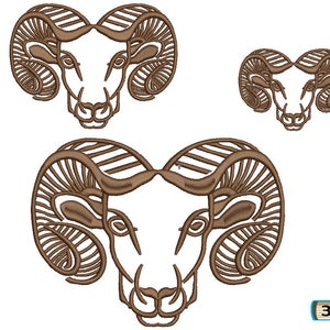 Może przedstawiać: Brązowy haft liniowy przedstawiający głowę barana z dużymi, zakręconymi rogami. Wzór dostępny w trzech rozmiarach.