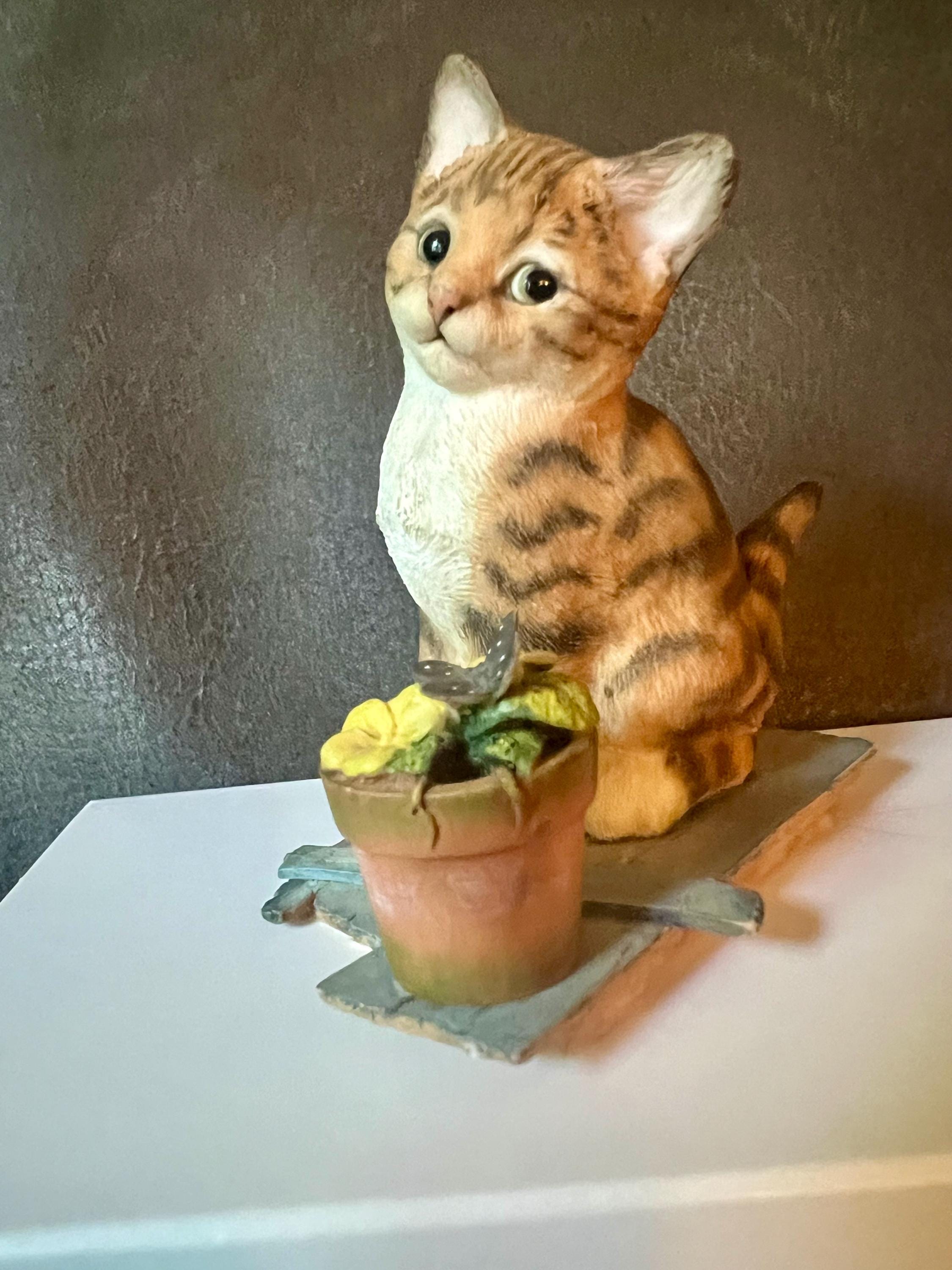 Country Artists Cat Figurines - Etsy