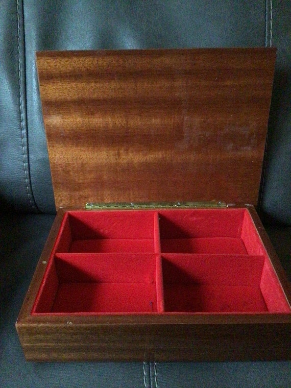 Italian Rose Inlayed Jewelry Box. - image 2