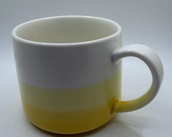 Starbucks Coffee 2014 Ombre White Yellow Mug  10 Oz