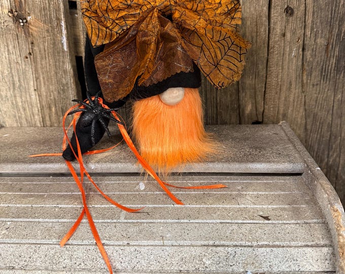 Spider Halloween Gnome: Rustic Tiered Tray Decor